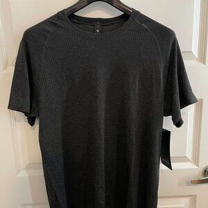 NEW Lululemon Metal Vent Tech shirt